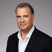 Roland Nelles